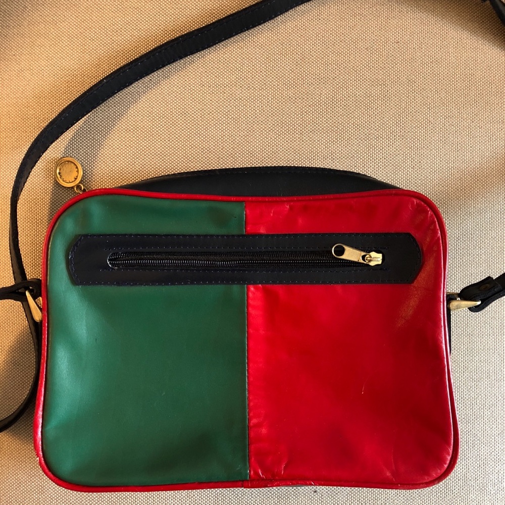 Green and red purse - Picture 3 of 3